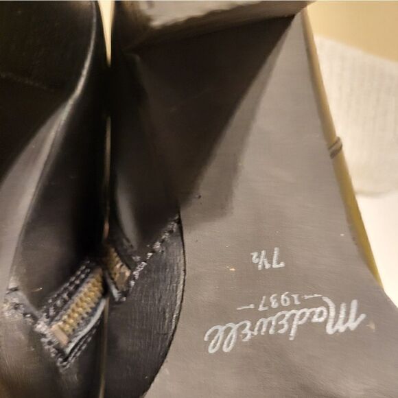 Madewell 1937 Black Leather Side Buckle Heeled Ankle Boots Size 7.5 Ret.$169 - Picture 6 of 8